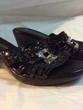Made in Italy Italmoda Black Patent Woven Buckle Wedge Slide Sandals Size 38